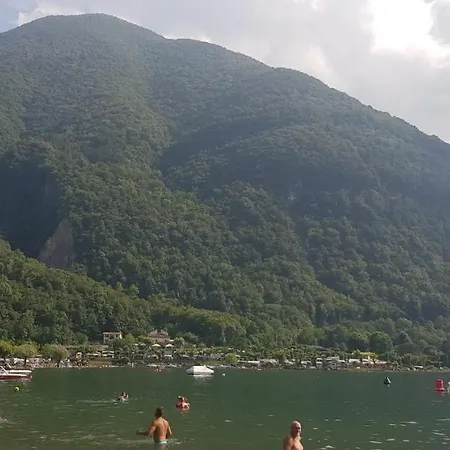 캠프장 Bungalow At Lake Lugano *