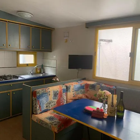 Campeggio Bungalow At Lake Lugano *